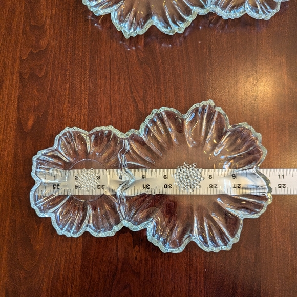 VTG Hazel Atlas Capri Double Daisy Glass Snack Plates - Set of 2 - Picture 2 of 7